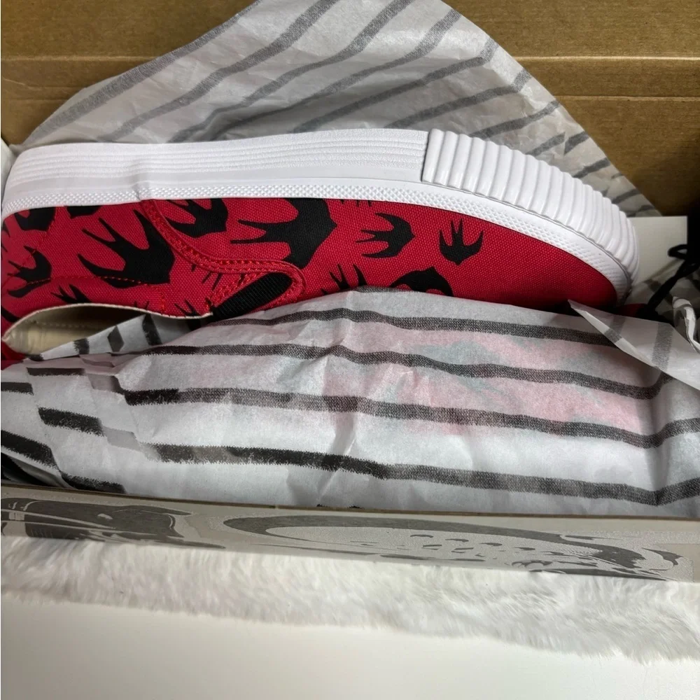 NIB MCQ by Alexander McQueen Unisex Swallow Slip-On Sneakers Red EU 41